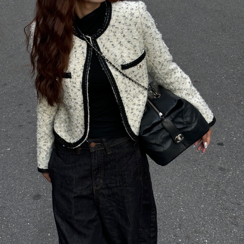 【極新🎁 超稀有】 Chanel 香奈兒 牛皮飯盒包 枕頭包（專櫃29.6萬）-21