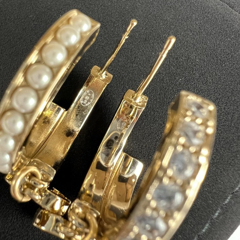 CHANEL 珍珠雙C立體耳環-3