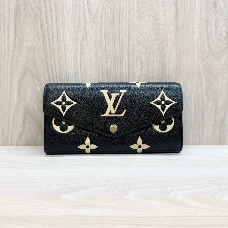 LV黑拚米牛皮16卡下蓋式Sarah長夾M80496-0