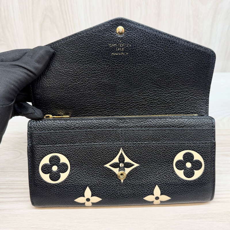 LV黑拚米牛皮16卡下蓋式Sarah長夾M80496-11