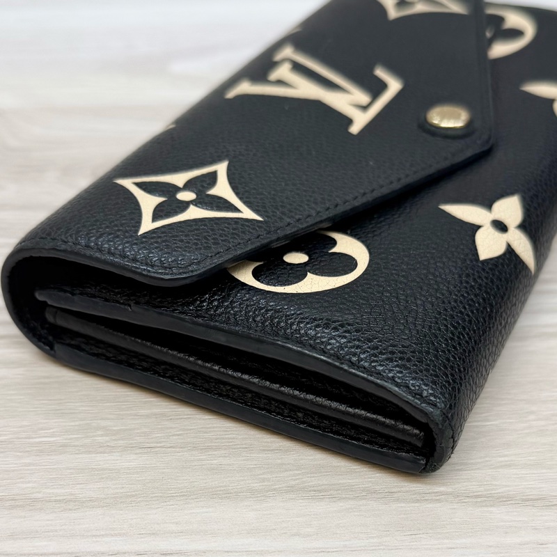 LV黑拚米牛皮16卡下蓋式Sarah長夾M80496-13