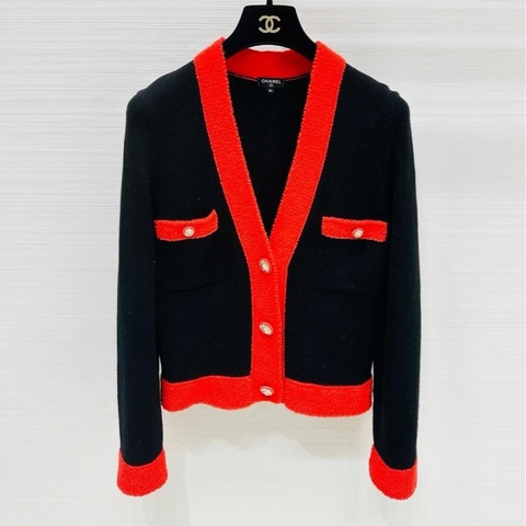 ⭐️ Chanel Jacket 外套