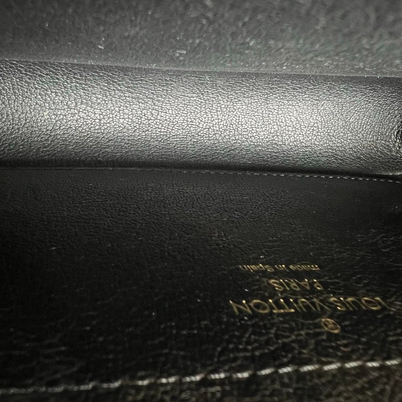 LV M46126/晶片款 MARCEAU 老花黑皮革拼接翻蓋鍊包-7