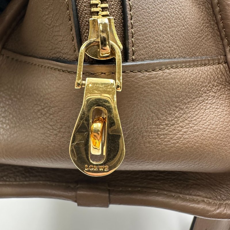 【美收精品】LOEWE 棕色手提包 C-208【隔月月中將轉賣至日本 上架期限30天】-12