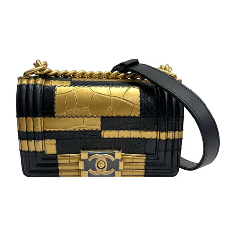 黑金 鱷魚紋小牛皮壓紋 Small Boy 肩背包【CHANEL 香奈兒】 A67085