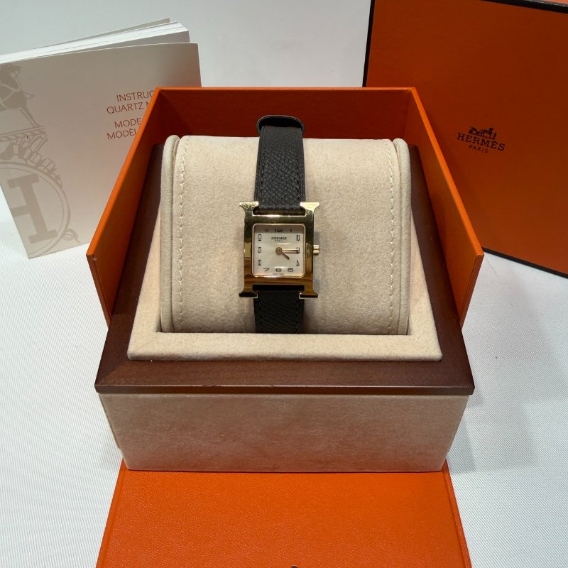 HERMES H黑金石英腕錶-0