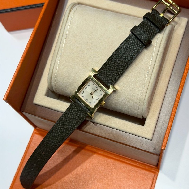 HERMES H黑金石英腕錶-1