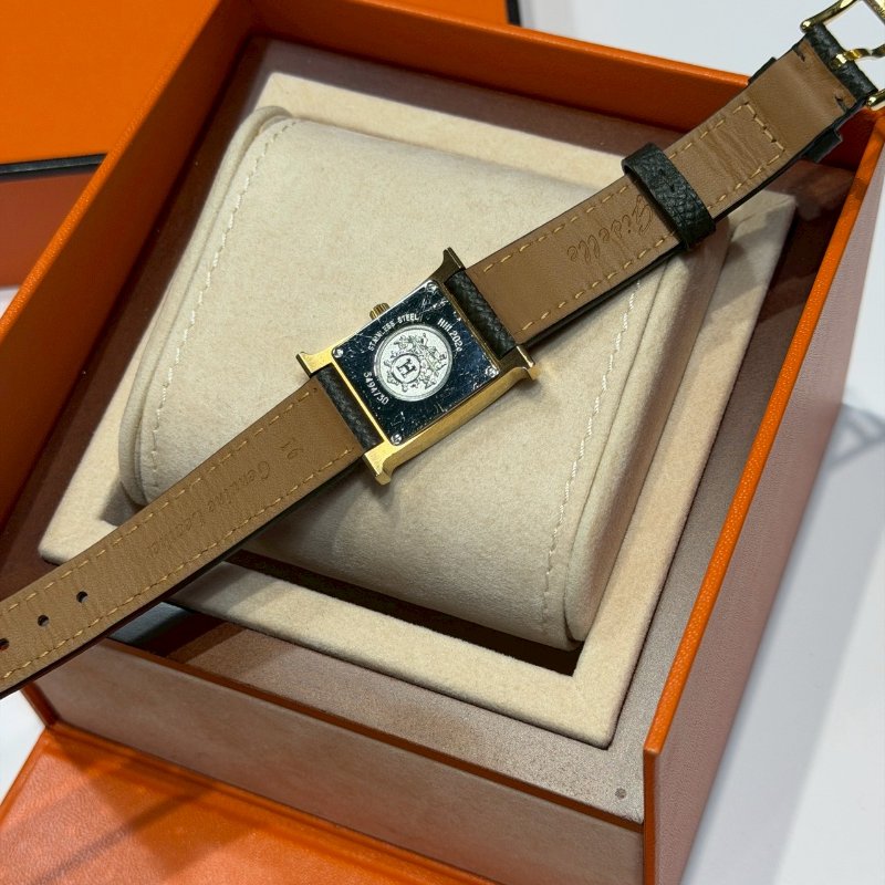 HERMES H黑金石英腕錶-2
