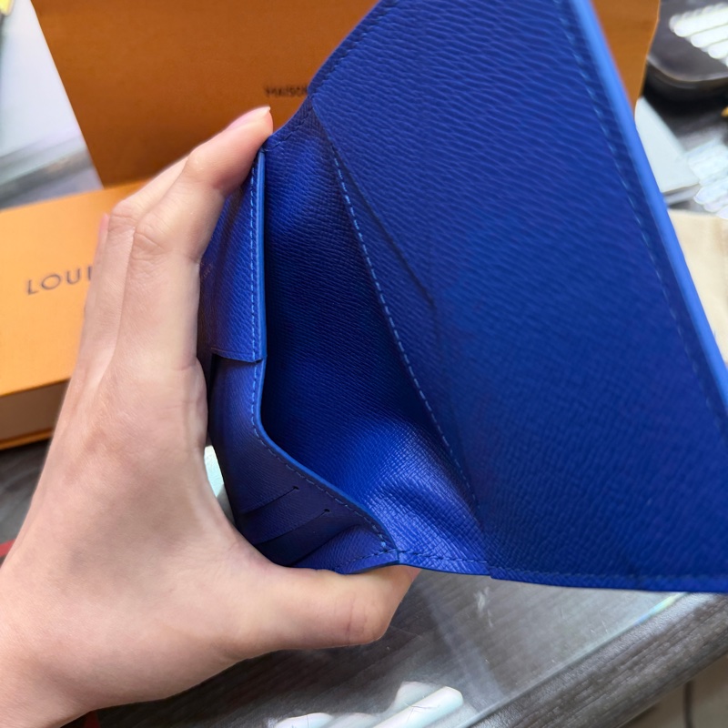 LV袋裝萬用錢包-5