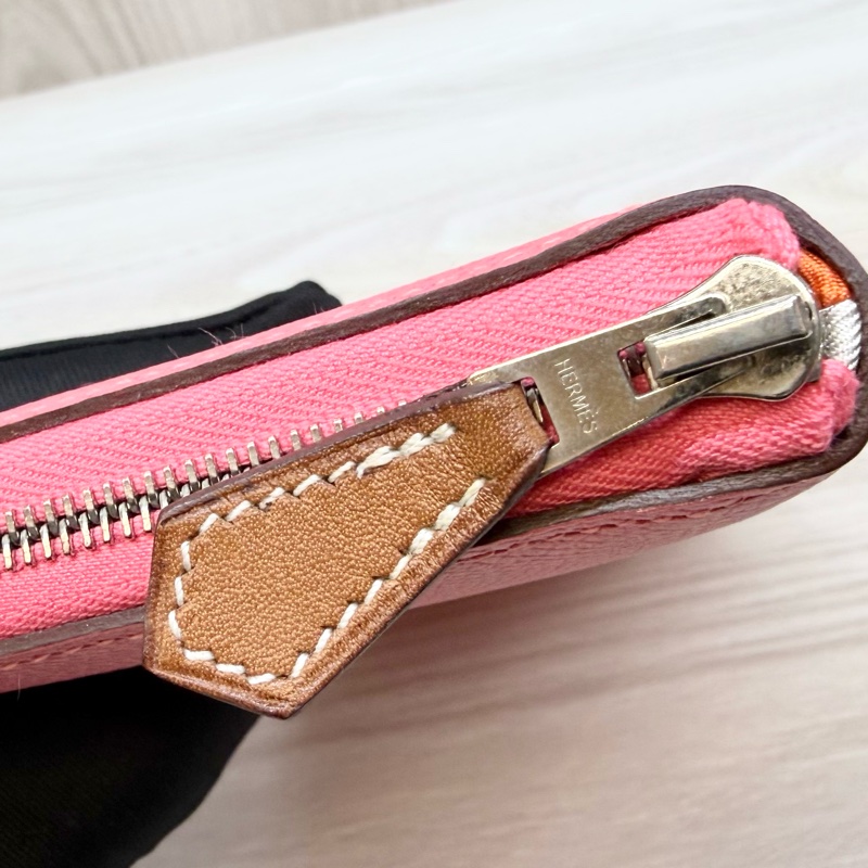 hermes 8W杜鵑粉色絲巾ㄇ拉12卡長夾-17