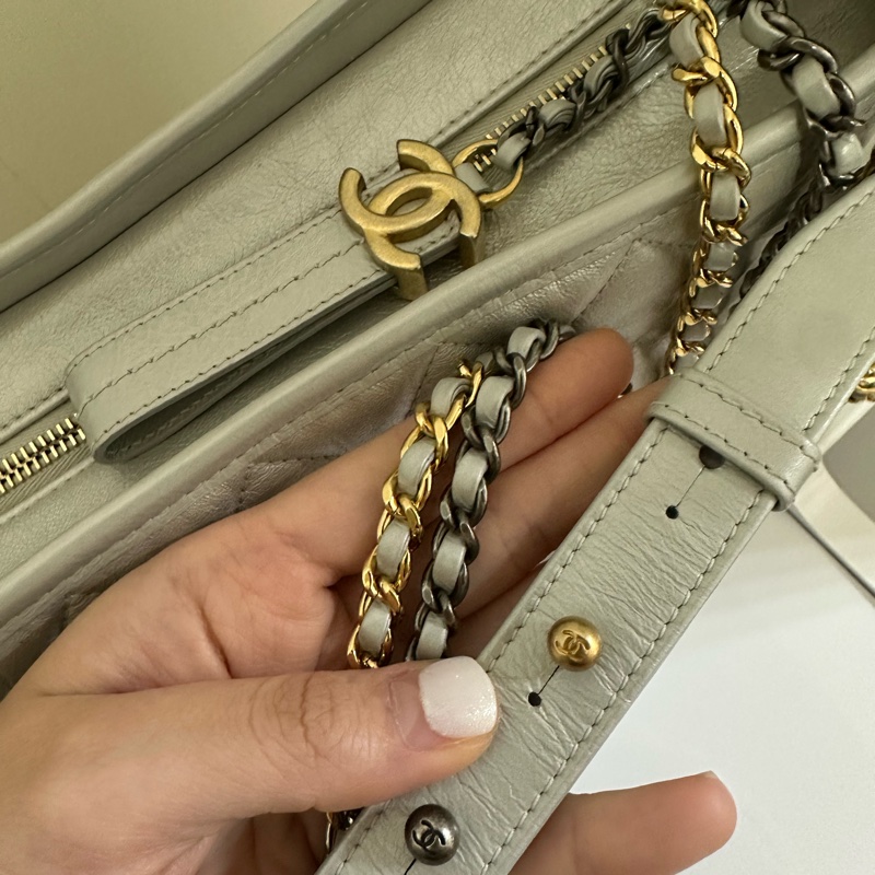 二手Chanel絕版銀色大流浪包-10