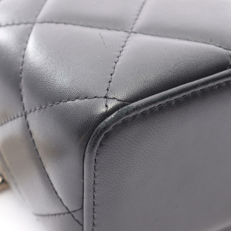 香奈兒 (CHANEL) Matelasse 絎縫鏈條斜挎包,羊皮材質,黑色,二手,金色五金-7