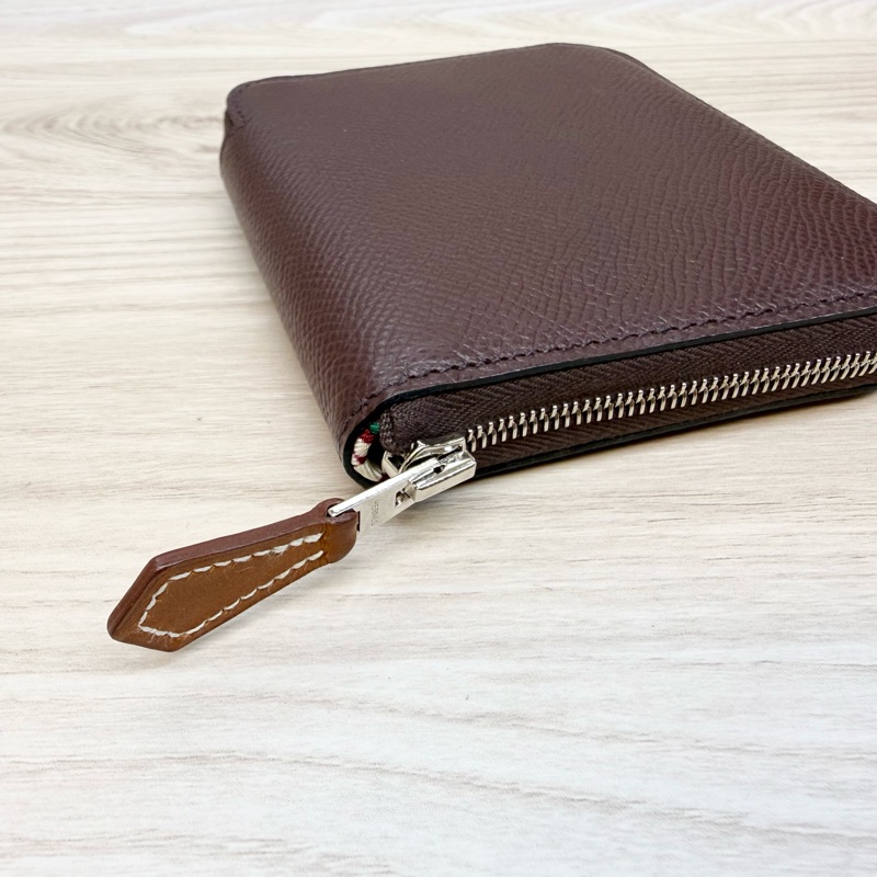 HERMES 0G馬鞍紅Epsom皮甜點派對絲巾短夾-8