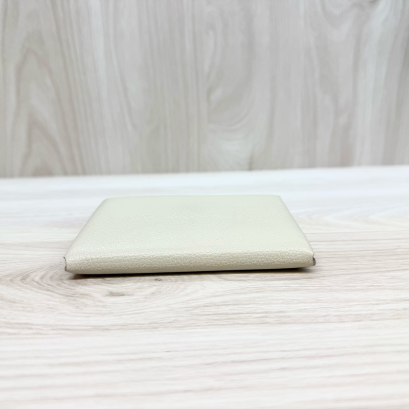 HERMES I2奶油白calvi duo卡包-4