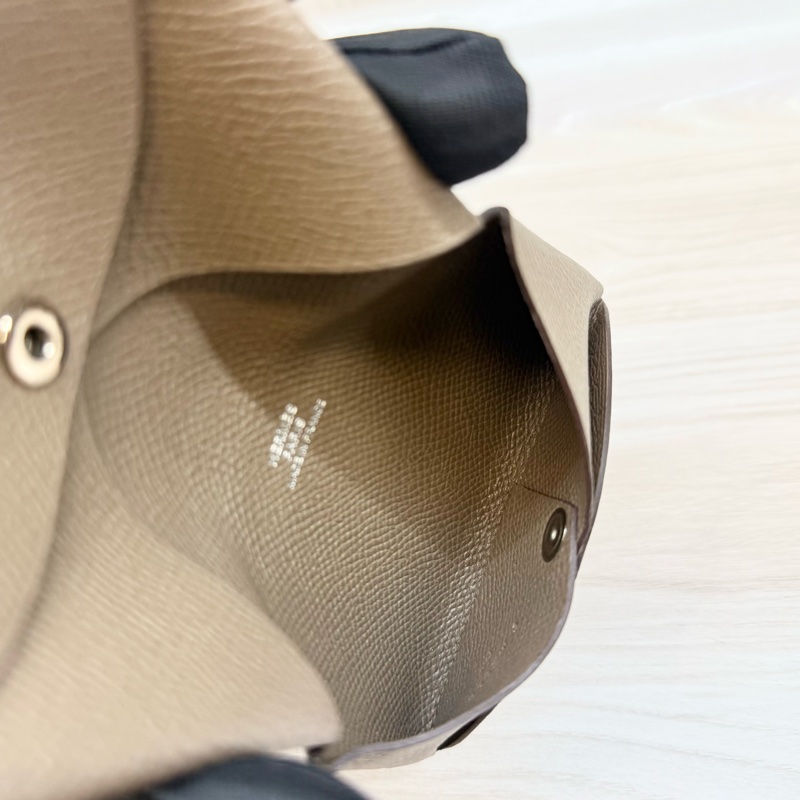 Hermes18大象灰Epsom皮Calvi Duo卡包-4