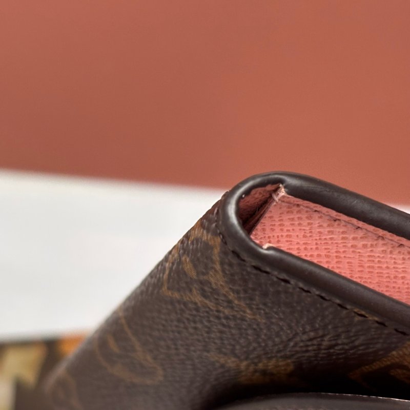 ::LOUIS VUITTON:: LV M62361 Rosalie 經典花紋內粉釦式卡片包 零錢包 小短夾-10