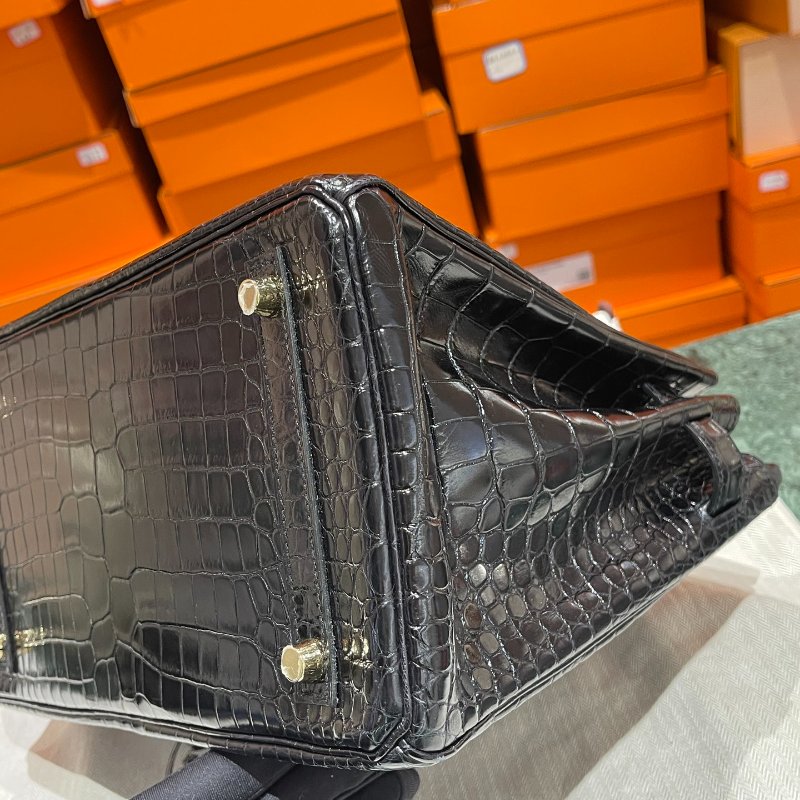 【精選天菜】HERMES 30CM 倒^鱷魚 黑金 BIRKIN 近新藏品釋出-2