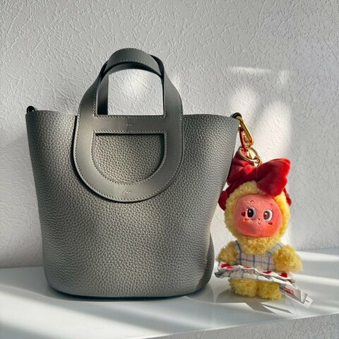 🎉超可愛《99新商品》Hermes IN THE LOOP積雨雲灰豬鼻 菜籃子