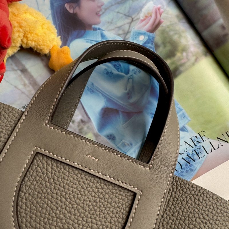 🎉超可愛《99新商品》Hermes IN THE LOOP積雨雲灰豬鼻 菜籃子-2