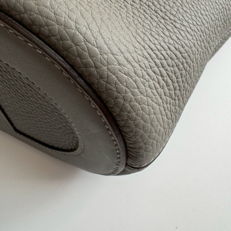 🎉超可愛《99新商品》Hermes IN THE LOOP積雨雲灰豬鼻 菜籃子-4