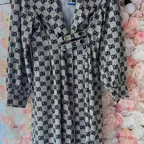 Gucci老花風衣.38碼
