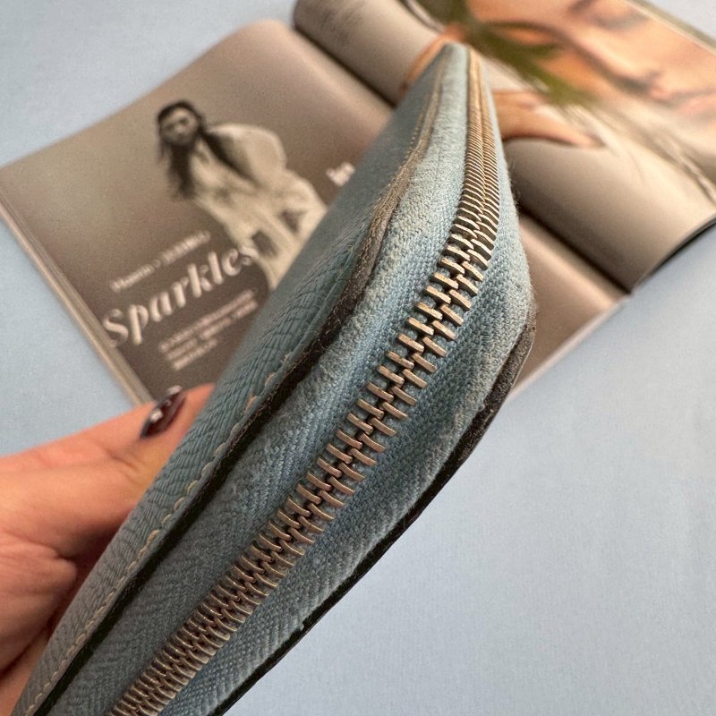 ✨出國超方便😍 莫蘭迪綠色拉鍊對開多功能包-4