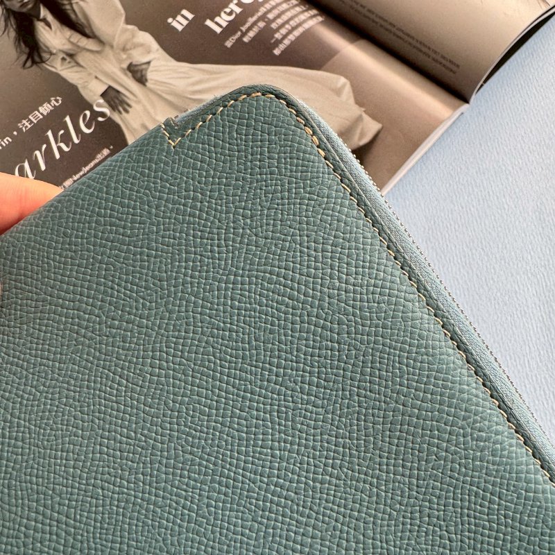 ✨出國超方便😍 莫蘭迪綠色拉鍊對開多功能包-8