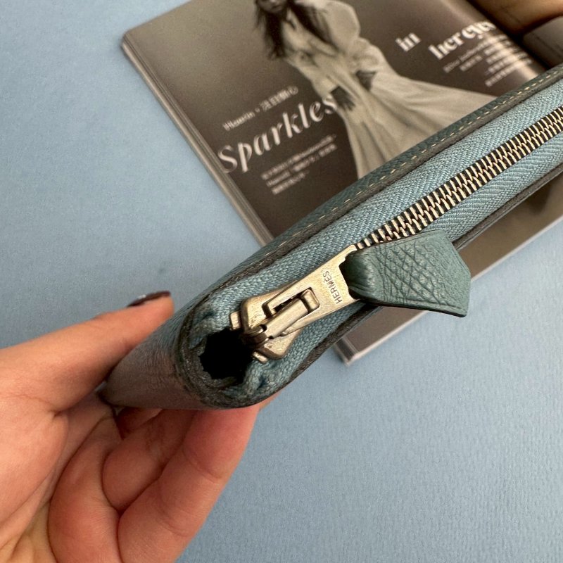 ✨出國超方便😍 莫蘭迪綠色拉鍊對開多功能包-11