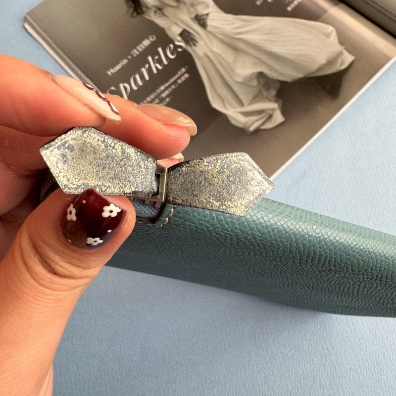 ✨出國超方便😍 莫蘭迪綠色拉鍊對開多功能包-25