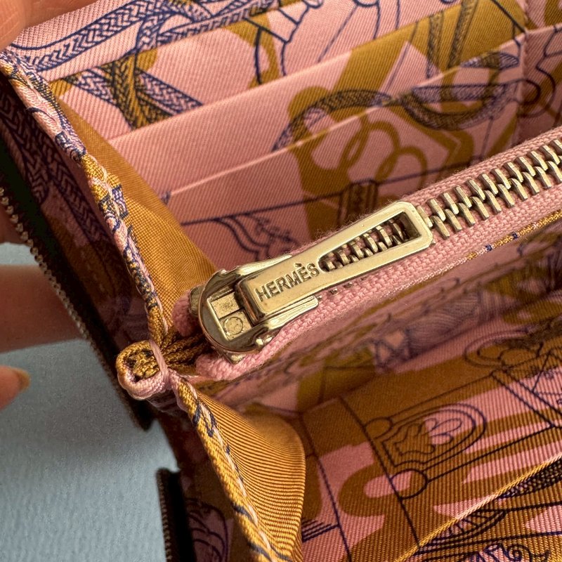 ✨98成新 容量超多 Hermes 馬賽克藍絲巾長夾-8