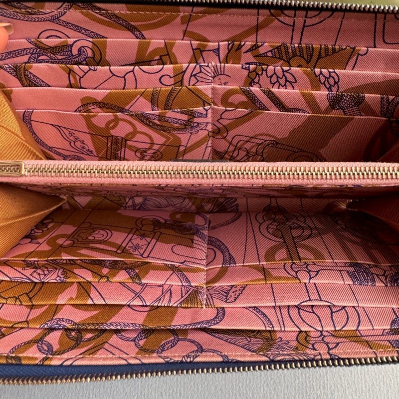 ✨98成新 容量超多 Hermes 馬賽克藍絲巾長夾-9