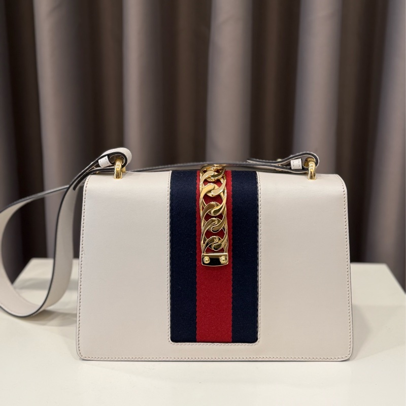 Gucci白牛皮Sylvie小號 手轉釦手提斜背包-1