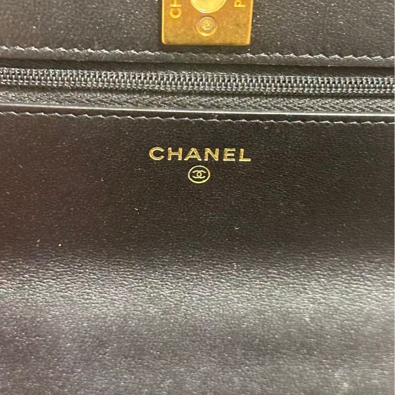 Chanel 24P黑金爱心调节扣WOC-6