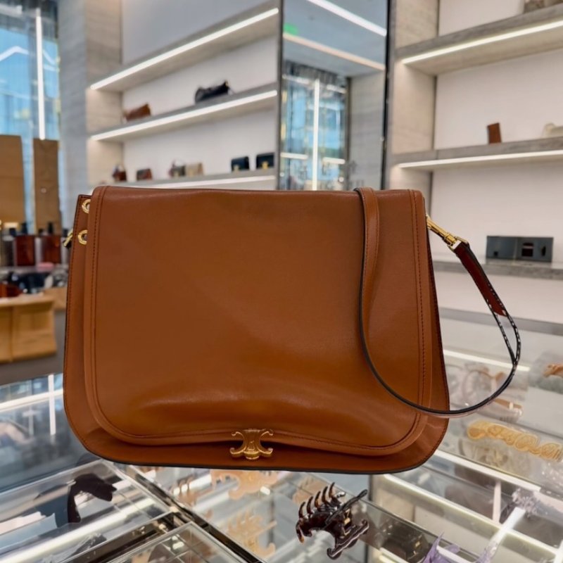 ⏰限時特賣價🌺Celine123632 Soft Triomphe Besace 亮面小羊皮包 柔和棕褐色-6