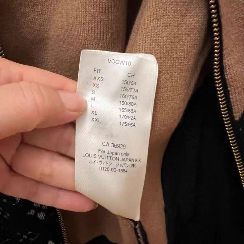 Lv羊絨外套xs碼-3