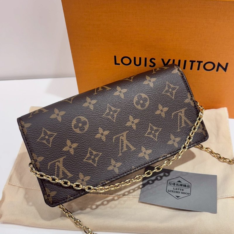 LV 斜背包/側背包/手提包/鍊包 晶片款 M82509 93成新-7