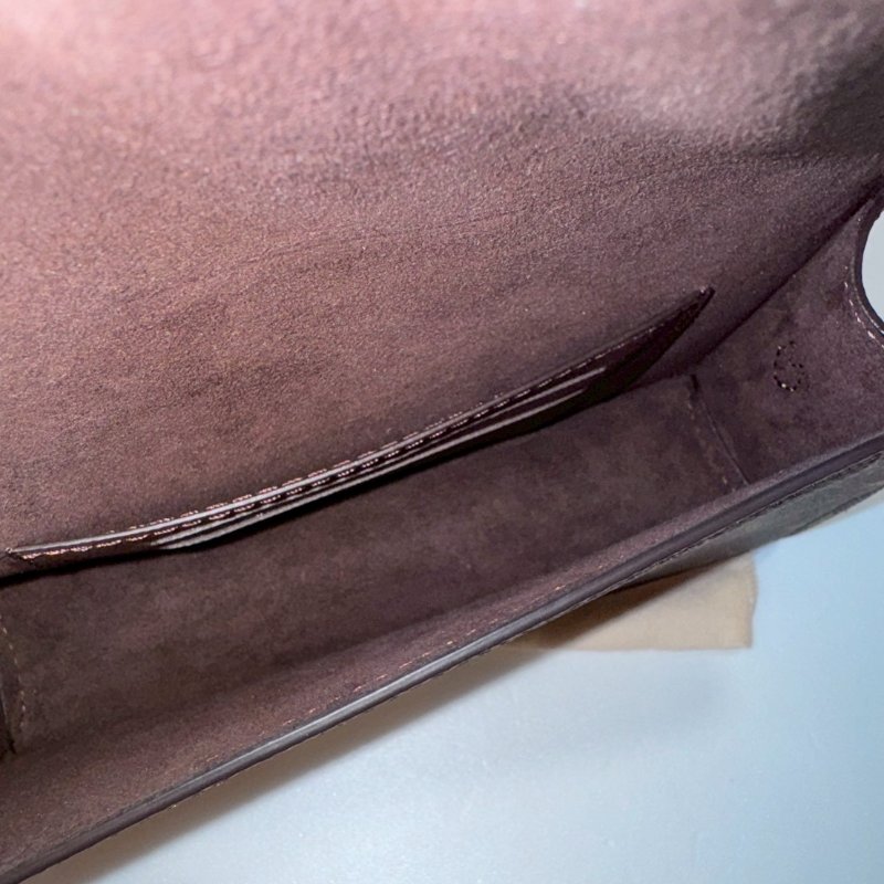 LV 斜背包/側背包/手提包/鍊包 晶片款 M82509 93成新-13