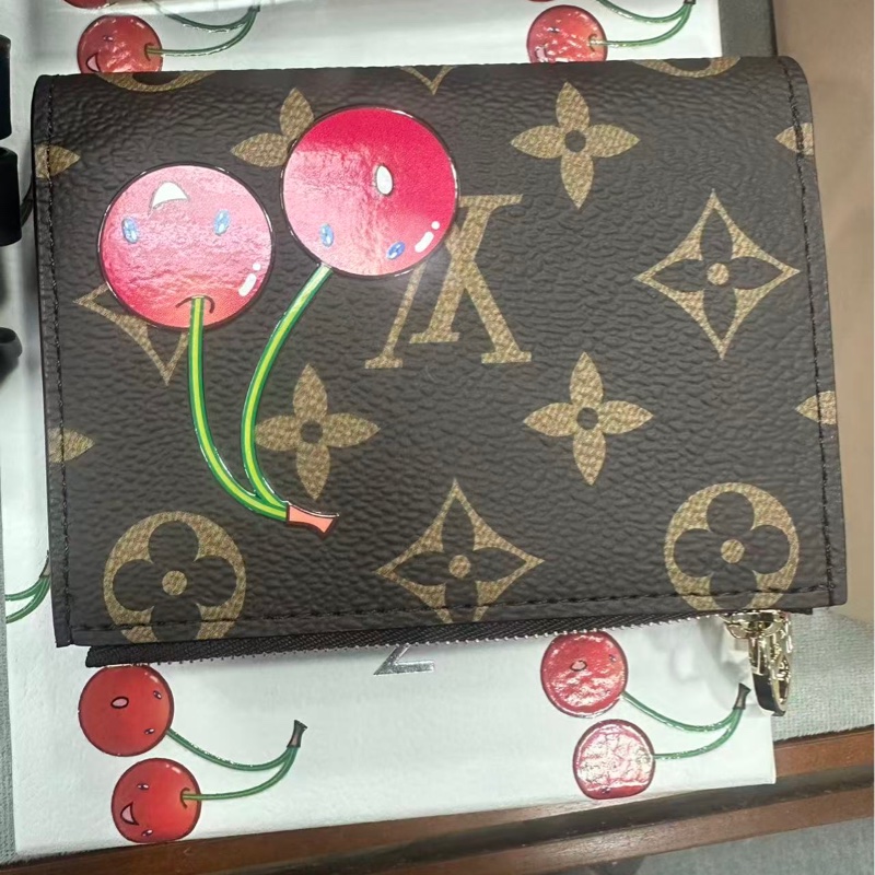 LV x 村上隆联名樱桃零钱包-1