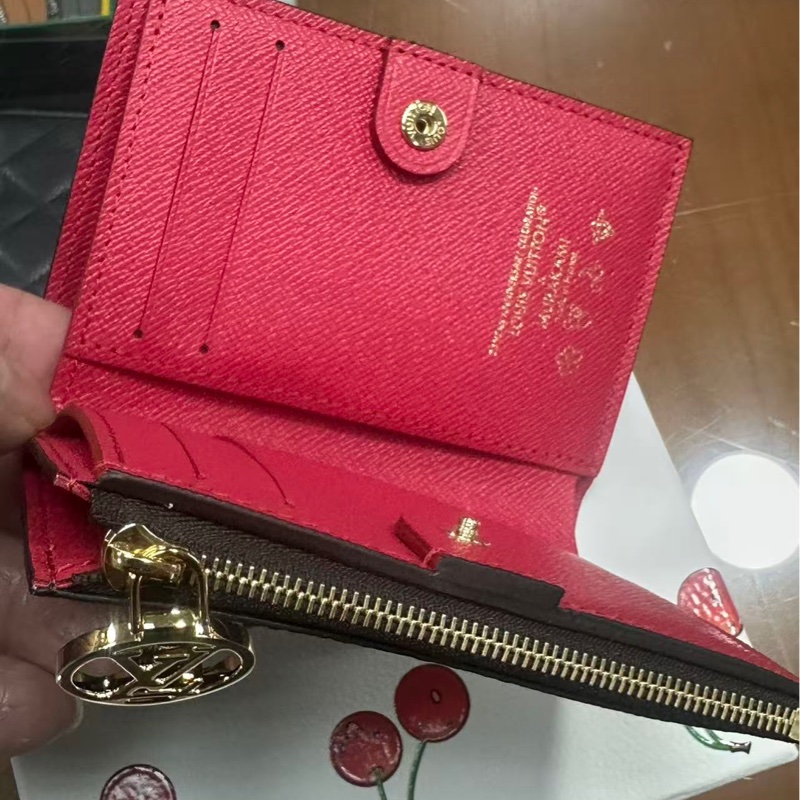 LV x 村上隆联名樱桃零钱包-4