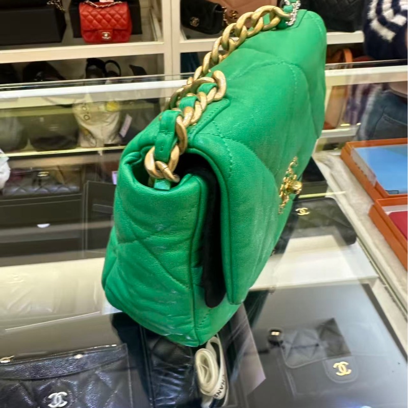 Chanel 19bag 绿色羊皮大菱格-1