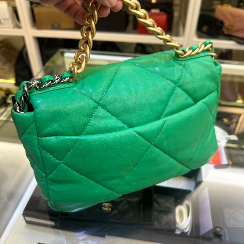 Chanel 19bag 绿色羊皮大菱格-2
