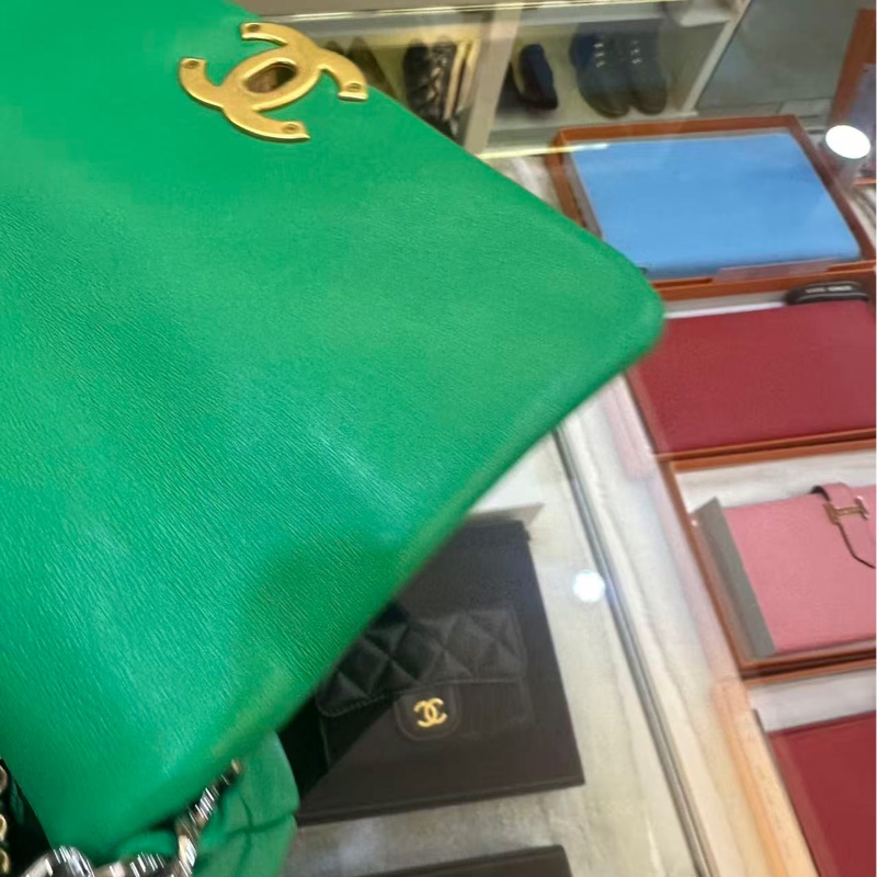 Chanel 19bag 绿色羊皮大菱格-6