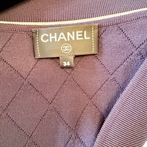 Chanel  18 Pre-Spring Collection) 拼色 V 領開襟衫外套 (棒球外套)-18