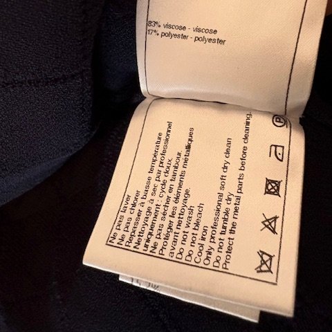 Chanel  18 Pre-Spring Collection) 拼色 V 領開襟衫外套 (棒球外套)-20