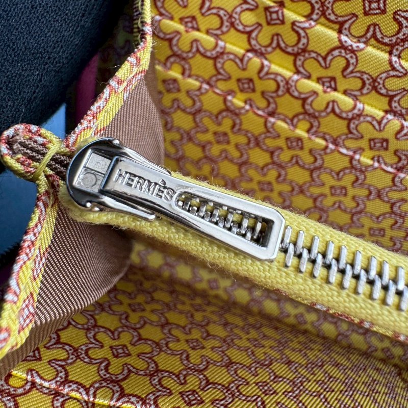 🤍99成新 少女色 Hermes 櫻花粉絲巾長夾-7