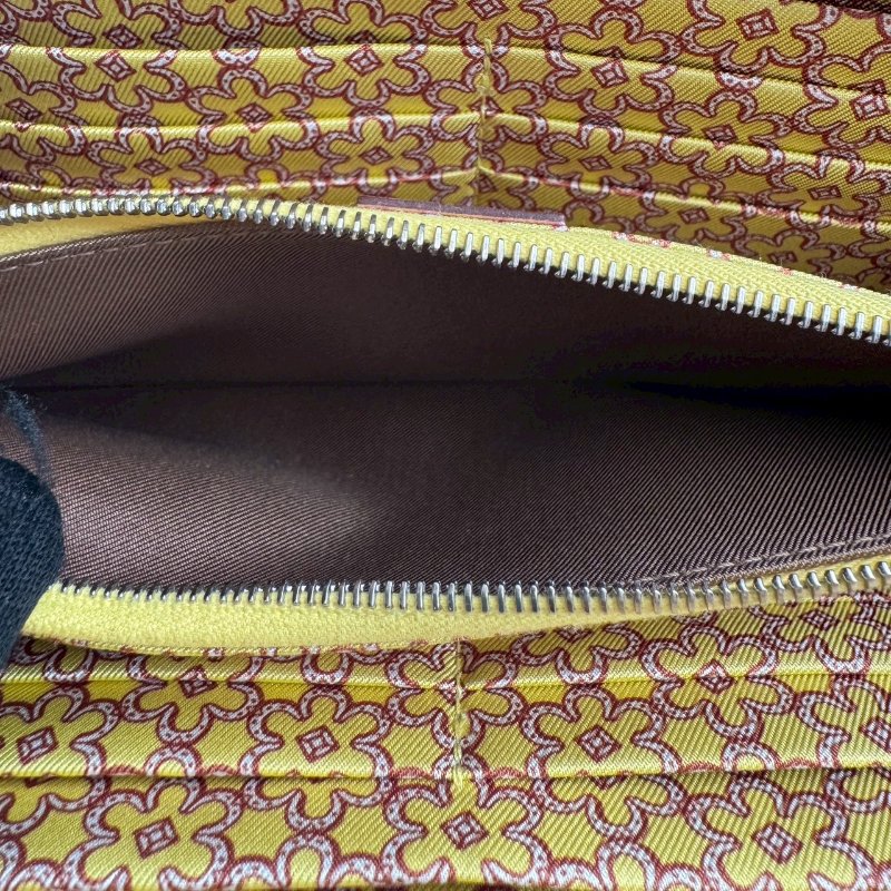 🤍99成新 少女色 Hermes 櫻花粉絲巾長夾-9