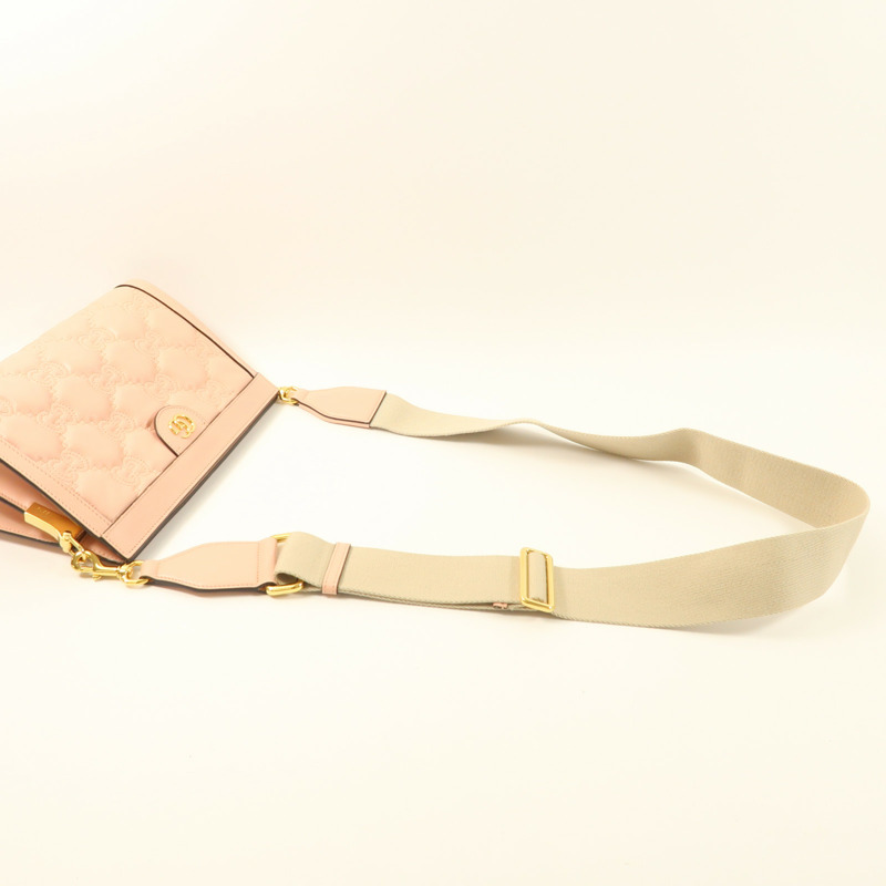 GUCCI 牛皮皮革GG Matelasse Small金扣肩背袋-9