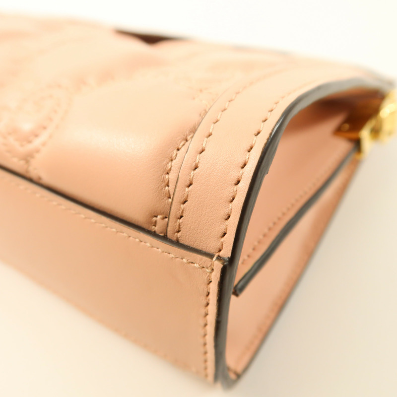 GUCCI 牛皮皮革GG Matelasse Small金扣肩背袋-13