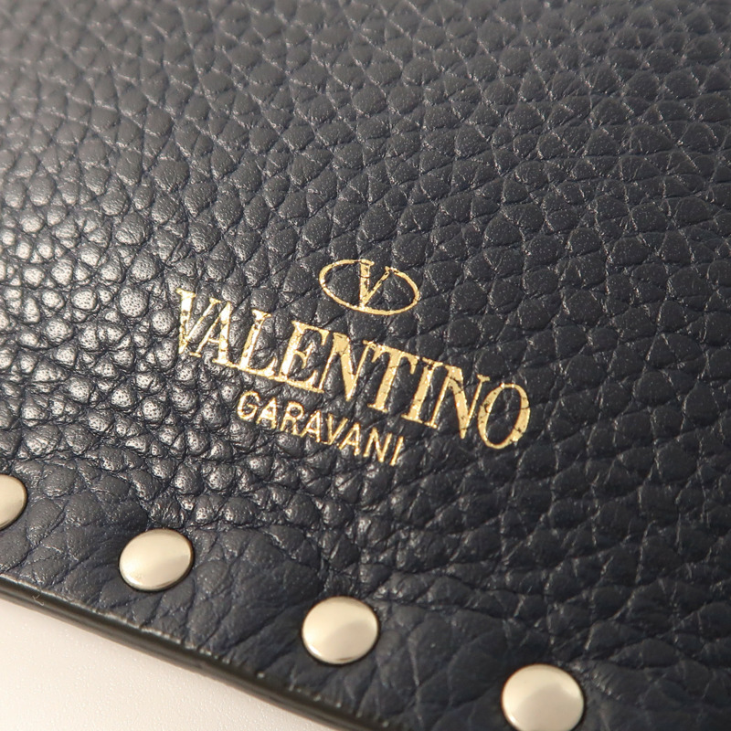Valentino 牛皮皮革Garavani Rockstud Clutch金扣手拿包-12