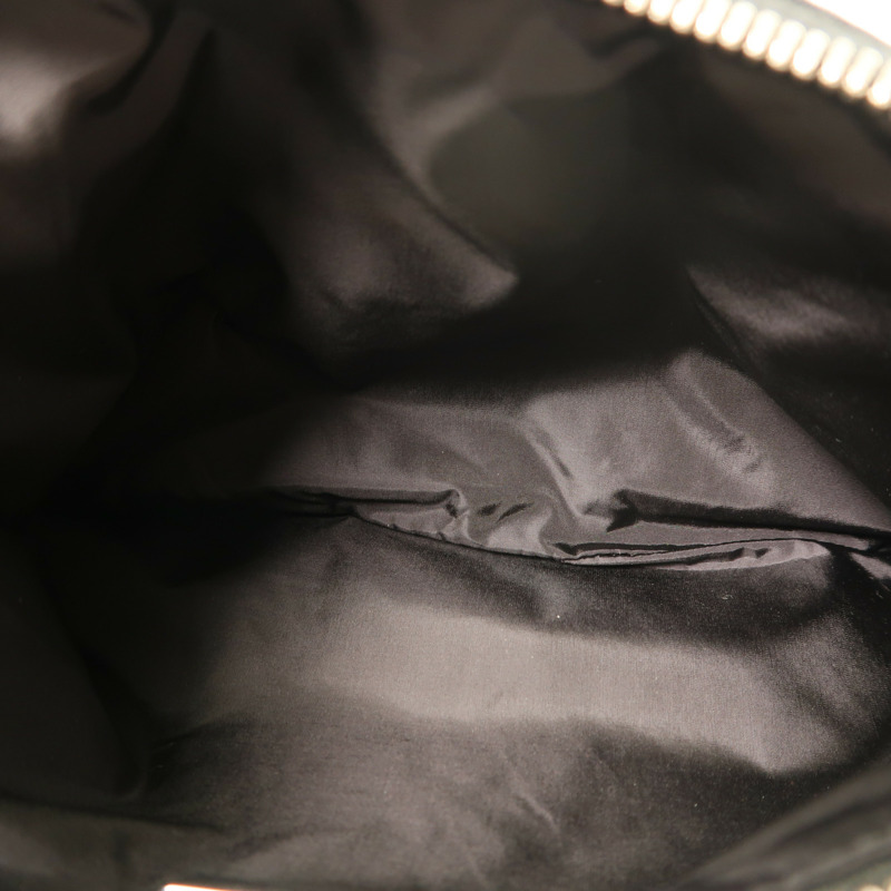 PRADA 尼龍Clutch銀扣手拿包-4